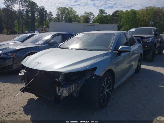 44819417 :رقم المزاد ، 4T1B11HK2JU043746 vin ، 2018 Toyota Camry Se مزاد بيع