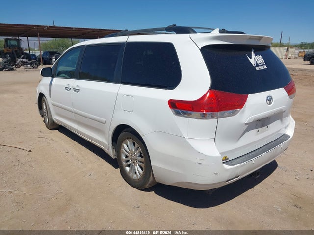 Продажа на аукционе авто 2011 Toyota Sienna Xle V6, vin: 5TDYK3DC1BS124409, номер лота: 44819419