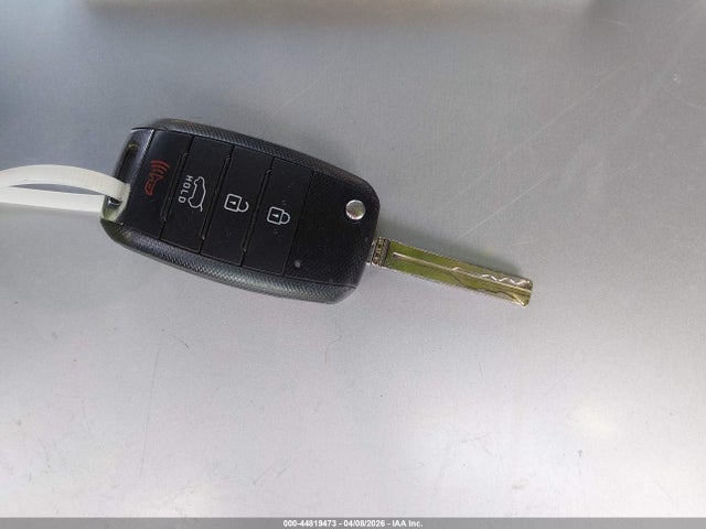 Продажа на аукционе авто 2015 Kia Sorento Lx, vin: 5XYKTCA61FG653301, номер лота: 44819473