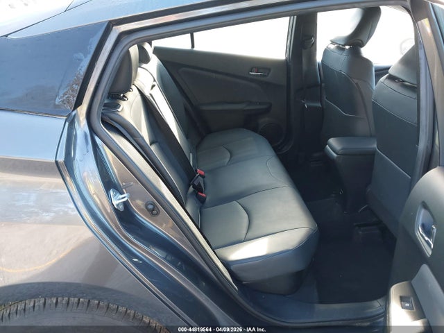 Toyota Prius Four 2017 JTDKARFU5H3044459 Image 19