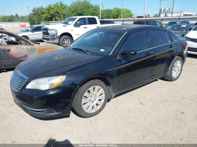 2013 CHRYSLER 200 1C3CCBAB9DN647025 Photo 1