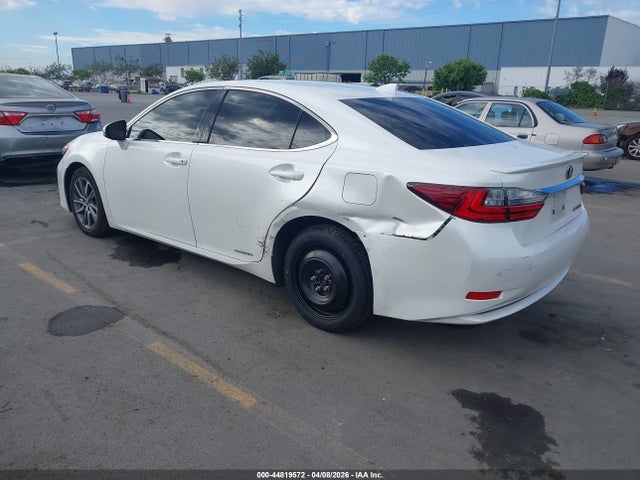 JTHBW1GG5H2134453 Lexus ES 300H