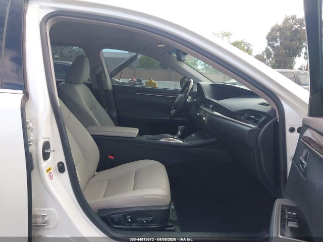 JTHBW1GG5H2134453 Lexus ES 300H
