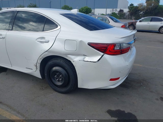 JTHBW1GG5H2134453 Lexus ES 300H