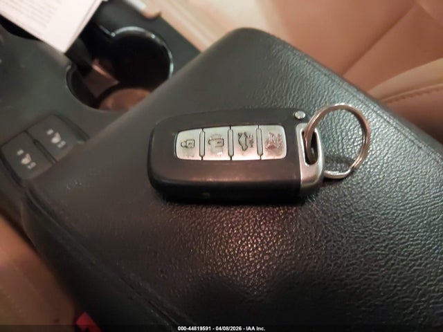 Продаж на аукціоні авто 2013 Hyundai Sonata Limited 2.0t, vin: 5NPEC4AB0DH685744, номер лоту: 44819591