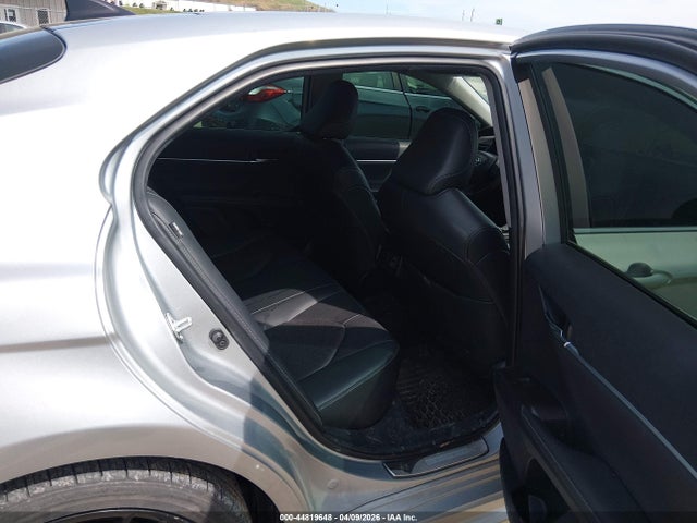 44819648 :رقم المزاد ، 4T1K61BK6NU069878 vin ، 2022 Toyota Camry Xse Awd مزاد بيع