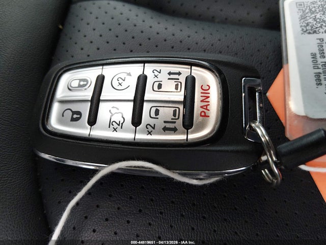 2026 CHRYSLER PACIFICA 2C4RC1BG9TR182550 Photo 10
