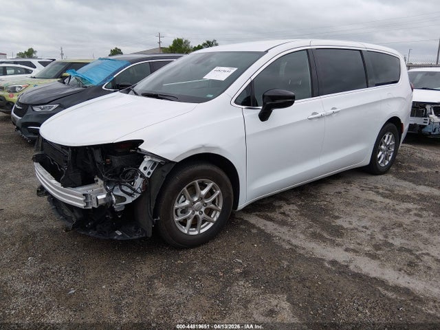 2026 CHRYSLER PACIFICA 2C4RC1BG9TR182550 Photo 1