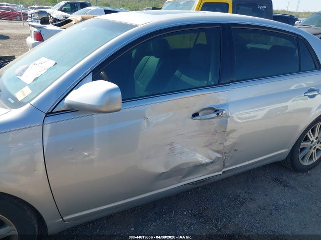 Продажа на аукционе авто 2006 Toyota Avalon Limited, vin: 4T1BK36B26U142442, номер лота: 44819656