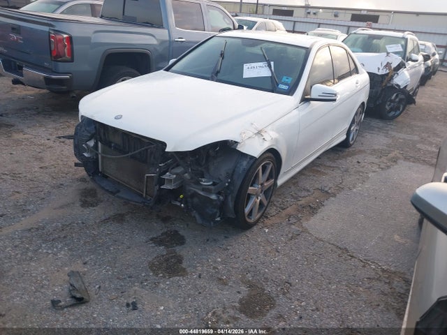 Продаж на аукціоні авто 2014 Mercedes-benz C 300 Sport 4matic, vin: WDDGF8AB1EA948474, номер лоту: 44819659
