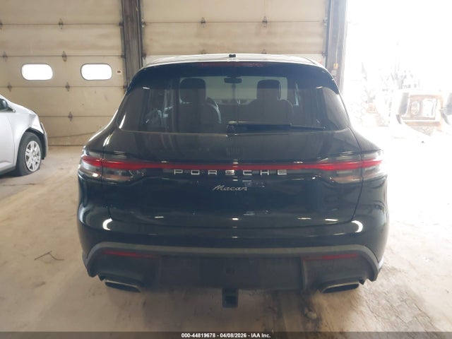 Porsche Macan T 2024 WP1AA2A53RLB17637 Image 17