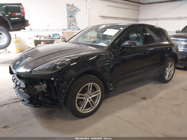 Porsche Macan T 2024 WP1AA2A53RLB17637 Image 2
