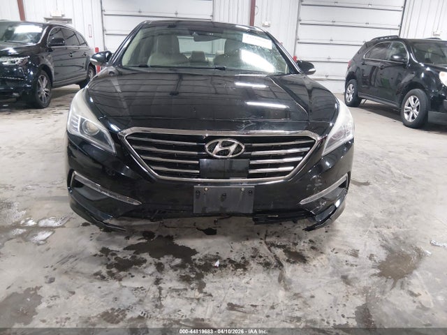 2015 Hyundai Sonata Limited მანქანა იყიდება აუქციონზე, vin: 5NPE34AF1FH065166, აუქციონის ნომერი: 44819683