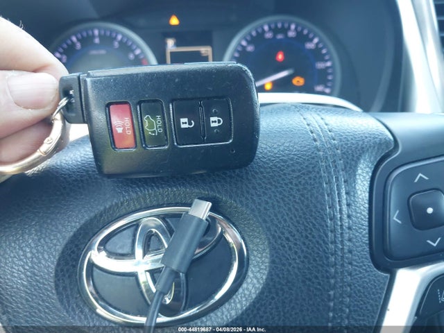 Toyota Highlander Xle 2018 5TDJZRFH6JS555089 Image 11