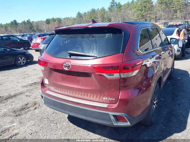 Toyota Highlander Xle 2018 5TDJZRFH6JS555089 Image 16
