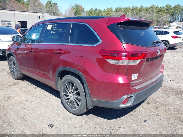 Toyota Highlander Xle 2018 5TDJZRFH6JS555089 Image 3