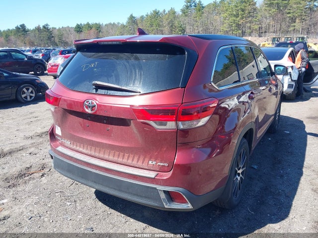 Toyota Highlander Xle 2018 5TDJZRFH6JS555089 Image 4