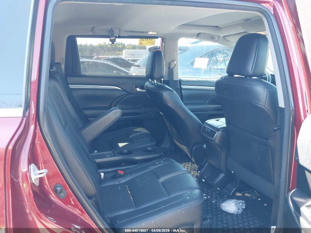 Toyota Highlander Xle 2018 5TDJZRFH6JS555089 Image 8