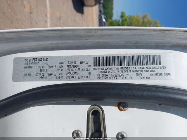 2019 Ram 1500 Classic Big Horn  4x4 6'4 Box მანქანა იყიდება აუქციონზე, vin: 1C6RR7TT7KS658845, აუქციონის ნომერი: 44819699