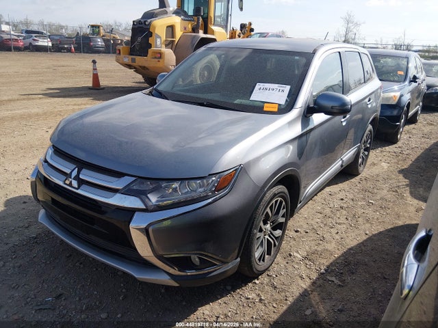 Продаж на аукціоні авто 2016 Mitsubishi Outlander Se, vin: JA4AZ3A39GZ001880, номер лоту: 44819718