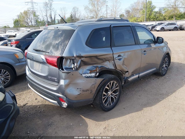 Продаж на аукціоні авто 2016 Mitsubishi Outlander Se, vin: JA4AZ3A39GZ001880, номер лоту: 44819718