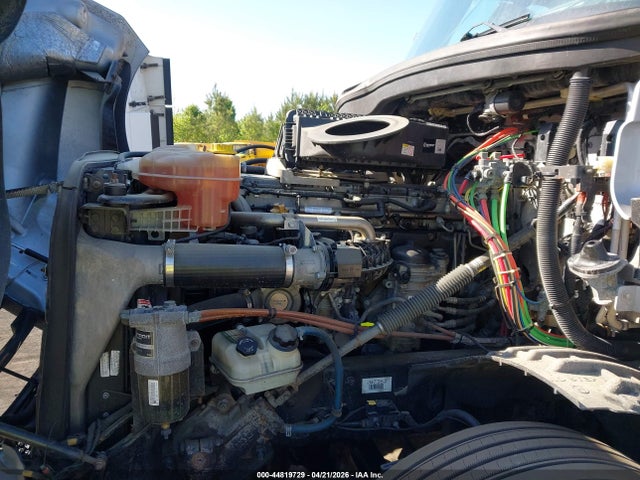 2018 Freightliner New Cascadia 126 მანქანა იყიდება აუქციონზე, vin: 3AKJHHDR8JSJM7362, აუქციონის ნომერი: 44819729