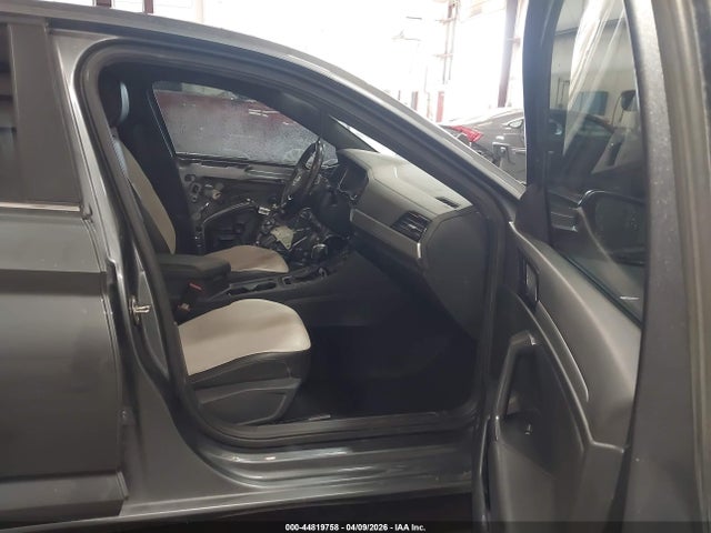 3VWC57BU2LM088300 Volkswagen Jetta 1.4t R-line/1.4t S/1.4t Se