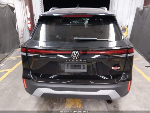 44819759 :رقم المزاد ، 3VVCR7RM6SM066829 vin ، 2025 Volkswagen Tiguan 2.0t S مزاد بيع