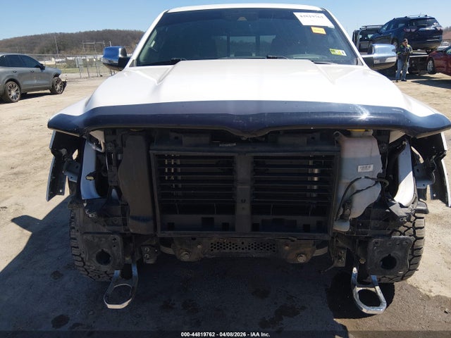 2022 Ram 1500 Limited  4x4 5'7 Box მანქანა იყიდება აუქციონზე, vin: 1C6SRFHT2NN116043, აუქციონის ნომერი: 44819762