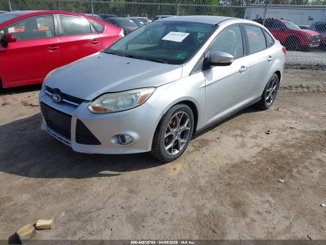 Ford FOCUS SE 2014 1FADP3F23EL337328 Image 2