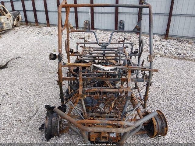 44819780 :رقم المزاد ، 1HFVE0299L4602272 vin ، 2020 Honda Sxs700 M2 مزاد بيع