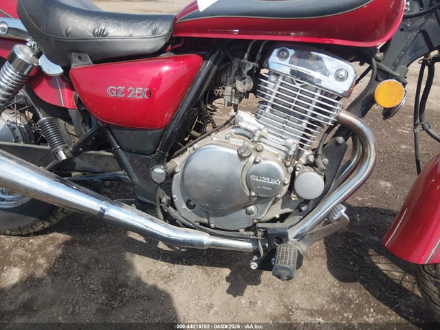 Продаж на аукціоні авто 2000 Suzuki Gz250, vin: JS1NJ48A9Y2100759, номер лоту: 44819792