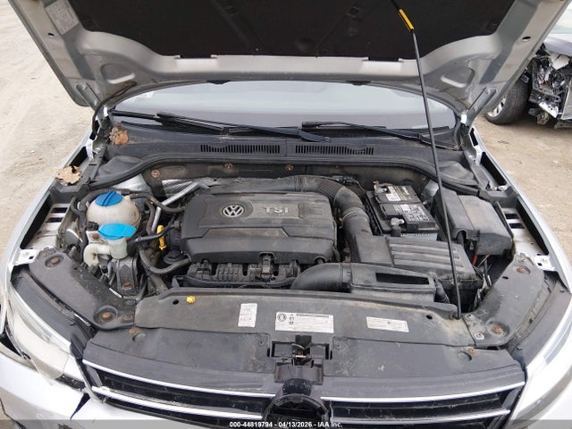3VWD17AJ4FM314350 Volkswagen Jetta 1.8t Se