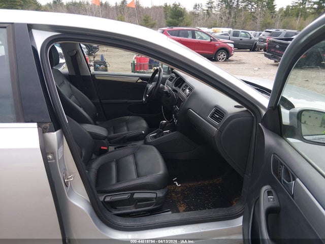 3VWD17AJ4FM314350 Volkswagen Jetta 1.8t Se
