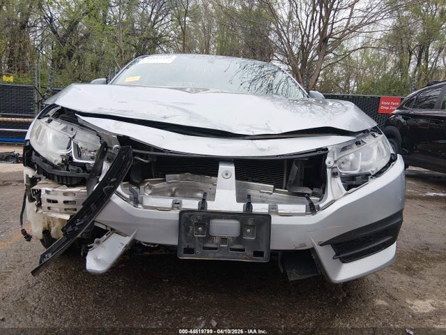 Продаж на аукціоні авто 2016 Honda Civic Lx, vin: 19XFC2F50GE212706, номер лоту: 44819799