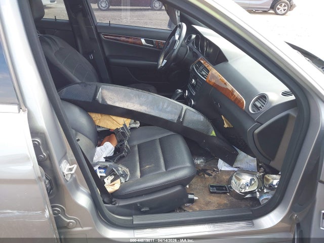 2012 Mercedes-benz C 300 Sport 4matic მანქანა იყიდება აუქციონზე, vin: WDDGF8BB4CA703888, აუქციონის ნომერი: 44819811
