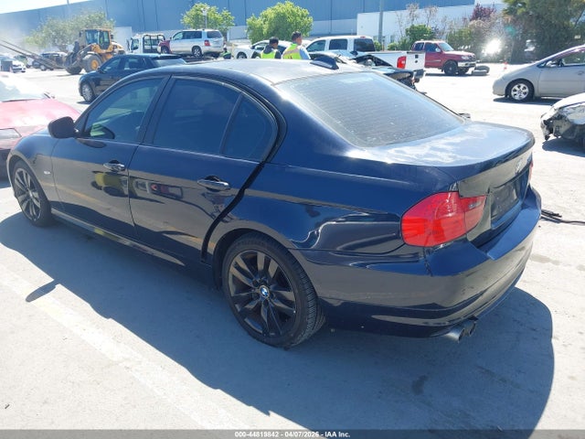 2009 BMW 328I WBAPH77579NM29182 Photo 2