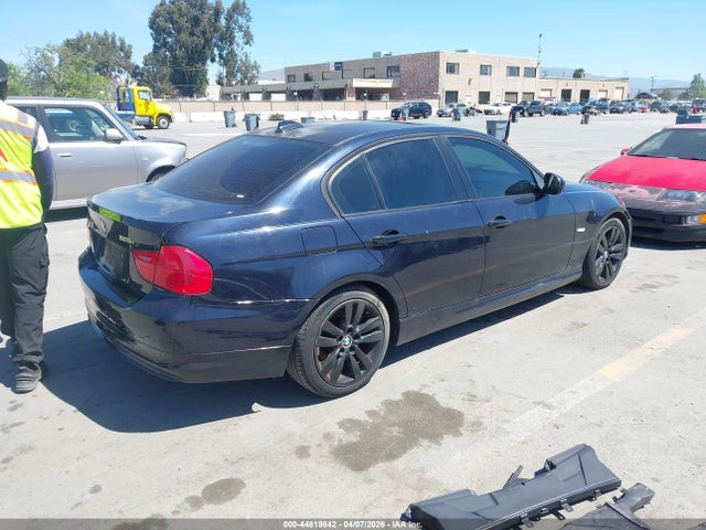 2009 BMW 328I WBAPH77579NM29182 Photo 3
