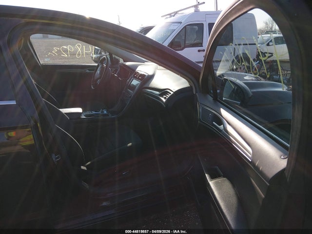 Auction sale of the 2017 Ford Fusion Se, vin: 3FA6P0H79HR108917, lot number: 44819857