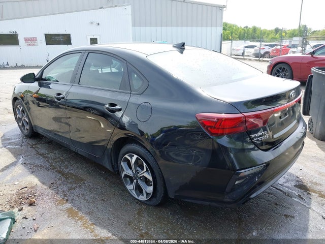 44819864 :رقم المزاد ، 3KPF24AD6KE096577 vin ، 2019 Kia Forte Lxs مزاد بيع