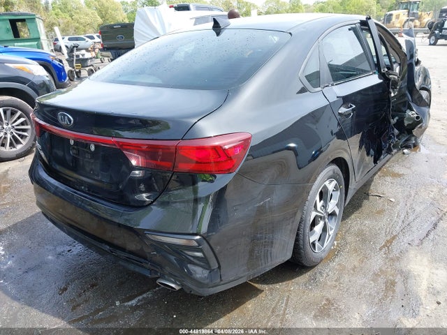 44819864 :رقم المزاد ، 3KPF24AD6KE096577 vin ، 2019 Kia Forte Lxs مزاد بيع