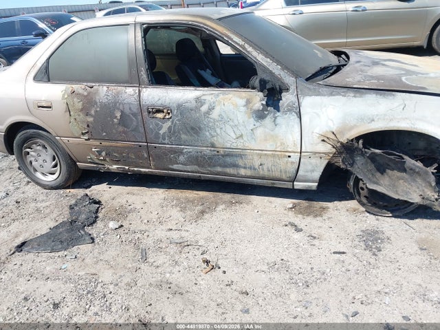Продажа на аукционе авто 1999 Toyota Camry Ce, vin: 4T1BG22K1XU903125, номер лота: 44819870