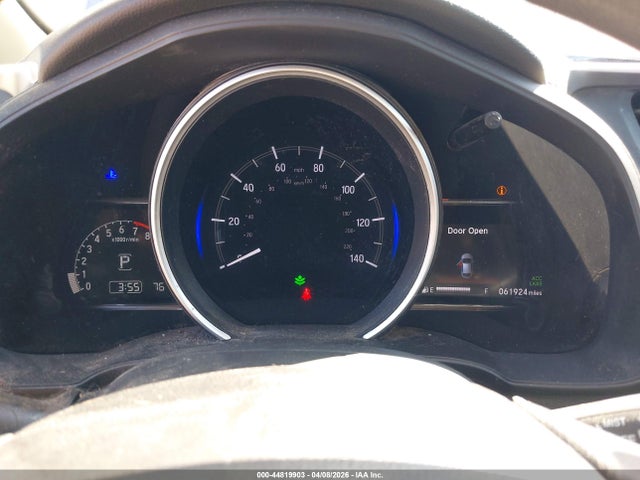 44819903 :رقم المزاد ، 3HGGK5H8XKM715322 vin ، 2019 Honda Fit Ex مزاد بيع