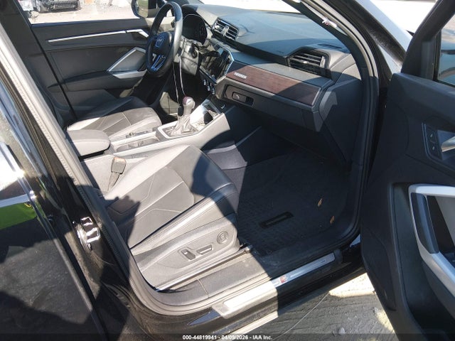 WA1EECF31P1134198 Audi Q3 Premium Plus 45 Tfsi S Line Quattro Tiptronic
