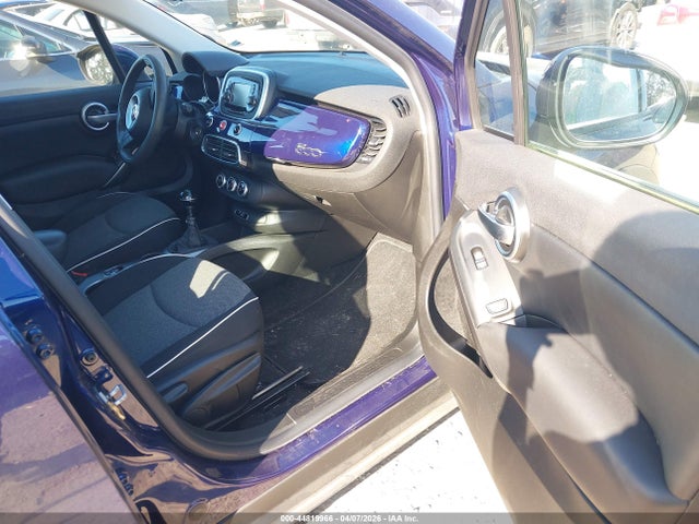 2017 FIAT 500X ZFBCFXAH8HP550173 Photo 4