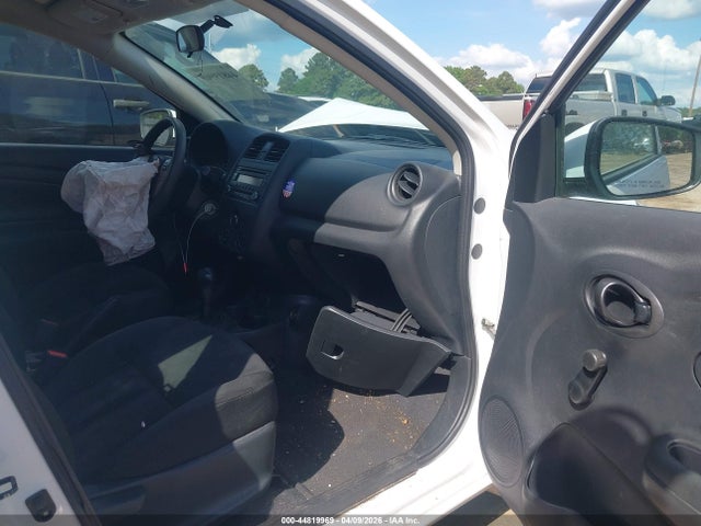 Nissan Versa 1.6 S+ 2018 3N1CN7AP9JL800936 Image 5
