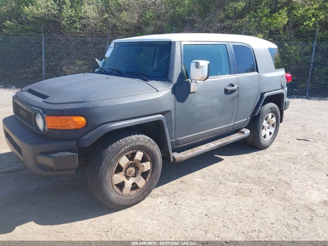 2007 TOYOTA FJ CRUISER JTEBU11F770003795 Photo 1