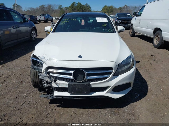 2018 Mercedes-benz C 300 4matic მანქანა იყიდება აუქციონზე, vin: WDDWF4KB1JR418892, აუქციონის ნომერი: 44819992