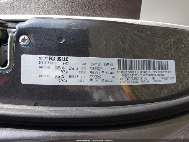 44820031 :رقم المزاد ، 2C4RC1DG2HR837135 vin ، 2017 Chrysler Pacifica Touring مزاد بيع