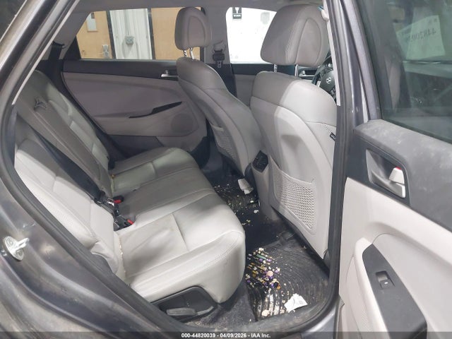 Aukcja sprzedaży 2018 Hyundai Tucson Value, vin: KM8J3CA27JU830235, numer aukcji: 44820039